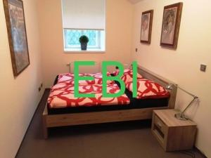 Pronájem bytu 2+kk, Praha, Ibsenova, 50 m2