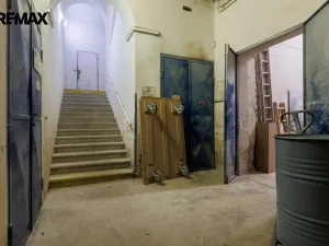 Prodej výrobních prostor, Karlovy Vary - Rybáře, Sokolovská, 1766 m2