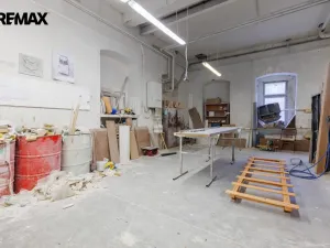 Prodej výrobních prostor, Karlovy Vary - Rybáře, Sokolovská, 1766 m2