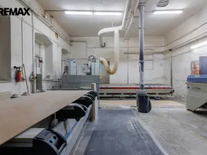 Prodej výrobních prostor, Karlovy Vary - Rybáře, Sokolovská, 1766 m2