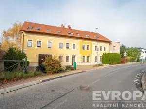 Prodej rodinného domu, Praha - Lipence, Josefa Houdka, 958 m2