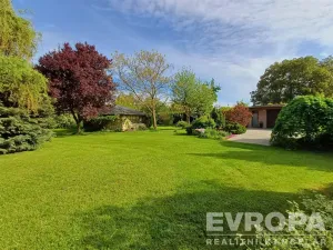 Prodej rodinného domu, Praha - Lipence, Josefa Houdka, 958 m2