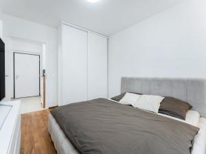 Prodej bytu 3+kk, Praha - Hlubočepy, Schránilova, 68 m2