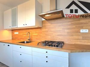 Prodej bytu 3+1, Jaroměř, Na Cihelnách, 75 m2