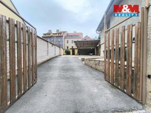 Pronájem obchodního prostoru, Slaný, Husova, 83 m2