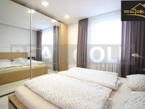 Prodej bytu 3+1, Třebíč, Okružní, 71 m2