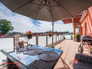 Pronájem bytu 3+kk, Hradec Králové - Svobodné Dvory, K Meteoru, 122 m2