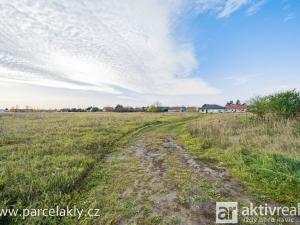 Prodej komerčního pozemku, Kly, 934 m2