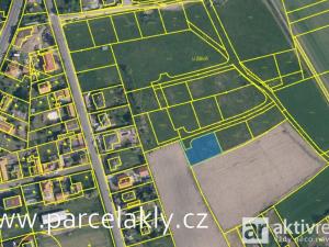 Prodej komerčního pozemku, Kly, 934 m2