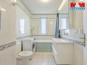 Prodej bytu 2+kk, Praha, V kapslovně, 58 m2