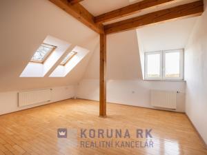 Prodej vily, Lišov, Topolová, 321 m2