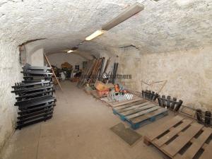 Pronájem obchodního prostoru, Praha - Smíchov, Radlická, 171 m2