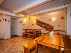 Prodej restaurace, Praha - Strašnice, Gutova, 301 m2