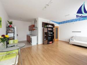 Prodej bytu 2+kk, Praha - Pitkovice, Penízovková, 63 m2