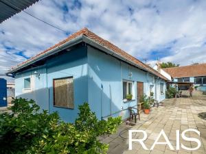 Prodej komerční nemovitosti, Želešice, Jabloňová, 695 m2