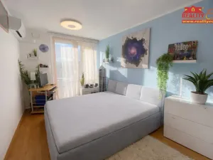 Prodej bytu 2+kk, Praha - Uhříněves, Nové náměstí, 57 m2