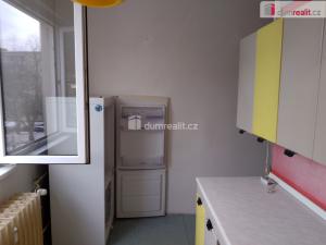 Pronájem bytu 2+1, Karlovy Vary, Přátelství, 56 m2