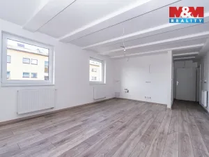 Prodej bytu 2+kk, Znojmo, 289 m2