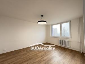 Pronájem bytu 1+1, Napajedla, Nábřeží, 31 m2