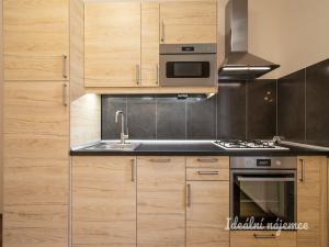 Pronájem bytu 3+kk, Praha - Strašnice, Strančická, 60 m2