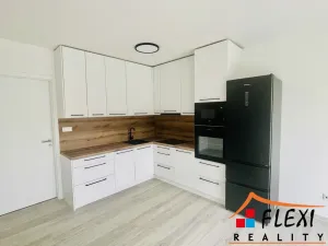 Pronájem bytu 1+kk, Ostrava, U Hájenky, 29 m2