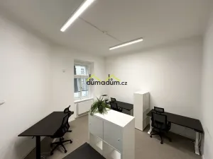 Pronájem kanceláře, Praha, Pernerova, 88 m2