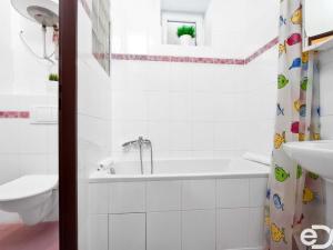 Pronájem bytu 3+1, Opatovice nad Labem, Hradecká, 70 m2