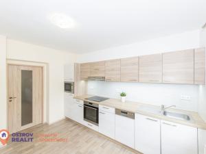 Prodej bytu 4+1, Všemina, 72 m2
