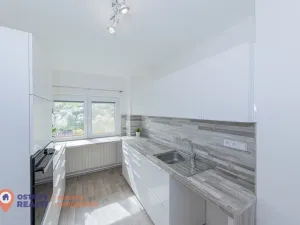 Prodej bytu 4+1, Všemina, 72 m2