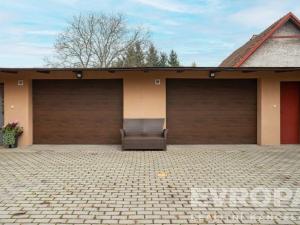 Prodej činžovního domu, Praha - Lipence, 958 m2