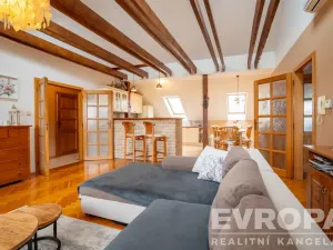 Prodej činžovního domu, Praha - Lipence, 958 m2