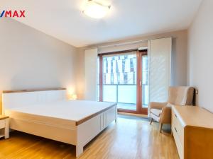 Pronájem bytu 3+kk, Praha - Karlín, Rohanské nábřeží, 117 m2