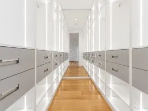 Pronájem rodinného domu, Vestec, V Lukách, 313 m2