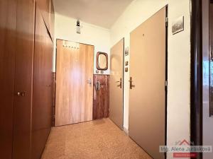 Prodej bytu 2+kk, Praha - Hostivař, Záveská, 36 m2