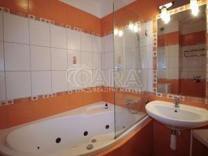 Pronájem bytu 2+kk, Praha - Košíře, Plzeňská, 49 m2