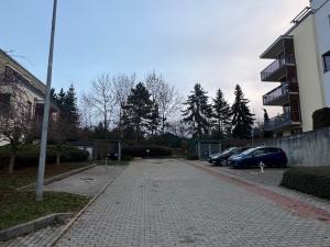 Pronájem bytu 2+kk, Praha, Pickova, 64 m2