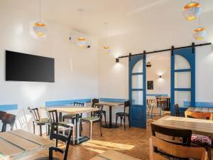 Pronájem restaurace, Dolní Dunajovice, Rudé armády, 500 m2