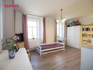 Prodej bytu 1+kk, Kounov, 30 m2