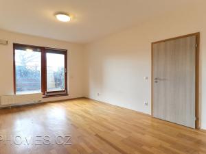 Pronájem bytu 2+kk, Praha - Holešovice, Jankovcova, 60 m2