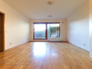 Pronájem bytu 2+kk, Praha - Holešovice, Jankovcova, 60 m2