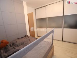 Pronájem bytu 2+kk, Karlovy Vary - Stará Role, Nejdlova, 74 m2
