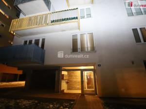 Pronájem bytu 2+kk, Karlovy Vary - Stará Role, Nejdlova, 74 m2