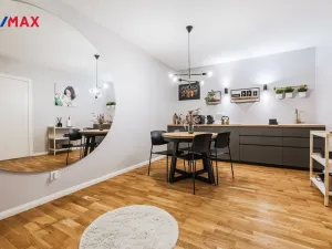 Prodej bytu 1+kk, Praha - Vinohrady, Rubešova, 36 m2