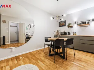 Prodej bytu 1+kk, Praha - Vinohrady, Rubešova, 36 m2