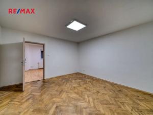 Pronájem bytu 2+kk, Kolín, Ovčárecká, 67 m2