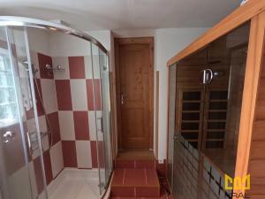 Prodej rodinného domu, Bělá pod Bezdězem, Táborová, 2050 m2