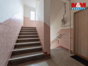 Prodej bytu 2+1, Karlovy Vary - Bohatice, Na Výšině, 45 m2