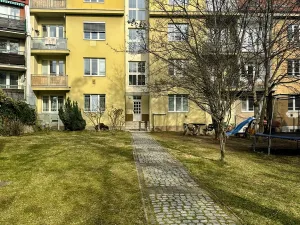 Prodej bytu 2+kk, Praha - Žižkov, U kněžské louky, 43 m2