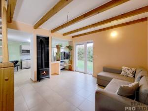 Prodej rodinného domu, Suchohrdly, Pálavská, 135 m2