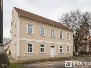 Prodej ubytování, Hostín u Vojkovic, 420 m2